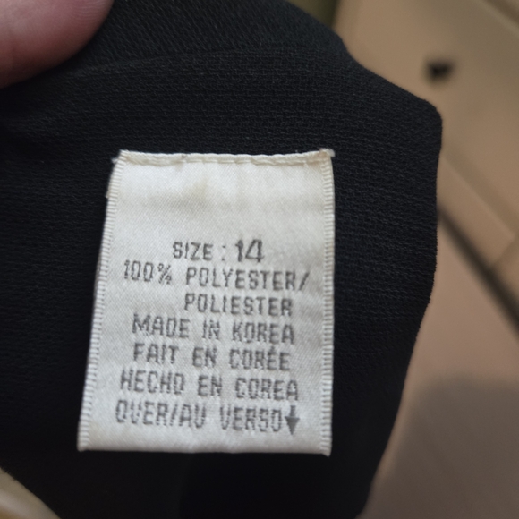 Liz Claiborne Women's Short Sleeved Black Dress - Picture 3 of 4